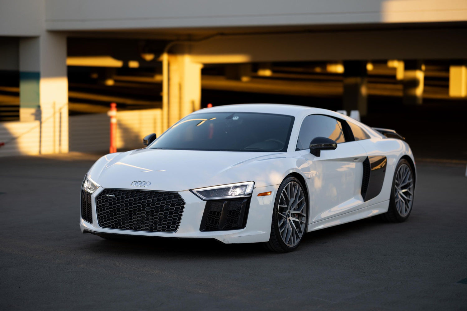 Premium car rental Dubai
