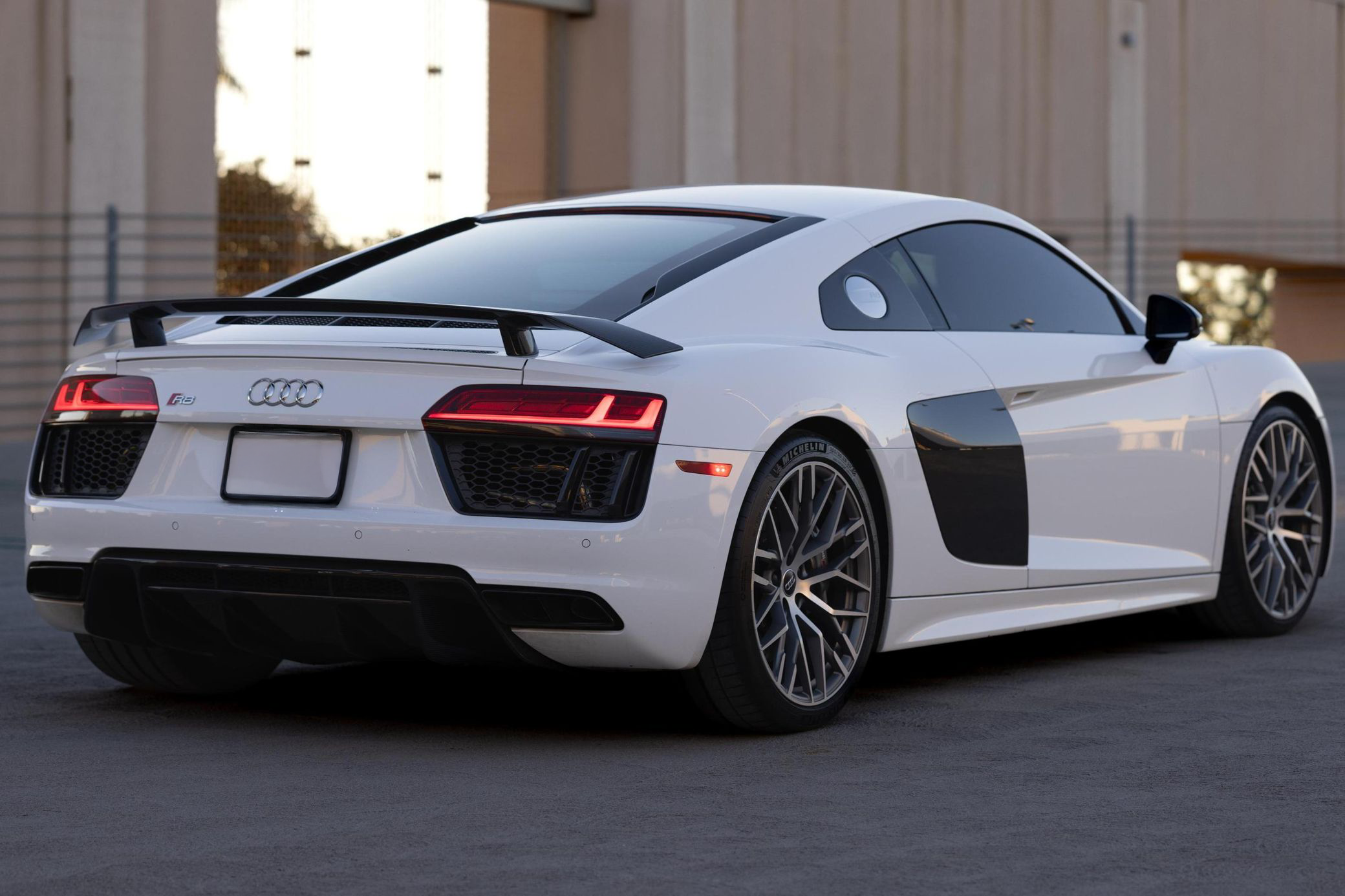 Luxury vehicle for rent