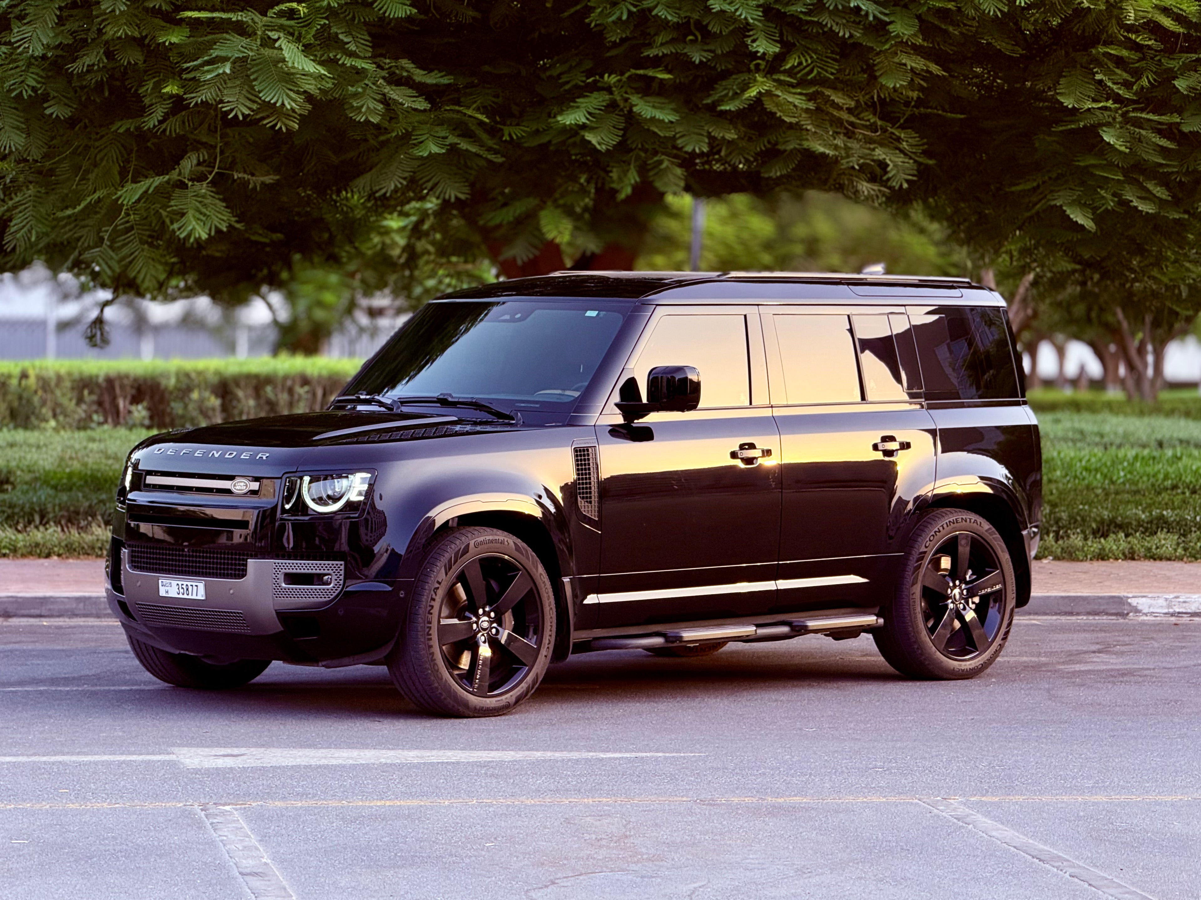 Land Rover Defender 110 2025
